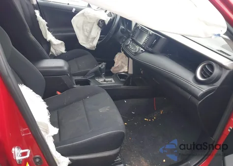 2016 Toyota Rav4 Xle z USA, uszkodzony, nr VIN 2T3RFREV4GW442218